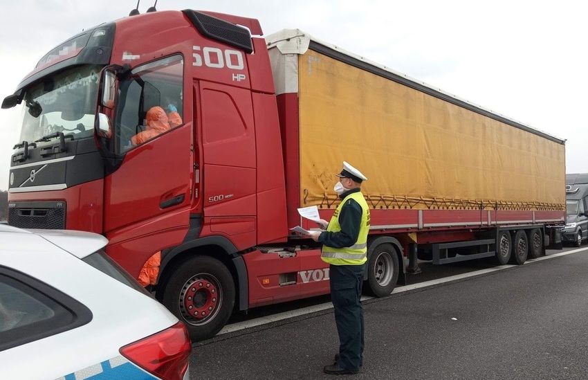 Polska wprowadza tymczasowe odstępstwa od stosowania przepisów dotyczących czasu pracy kierowców w transporcie międzynarodowym
